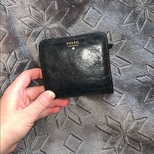 Small Fossil wallet
